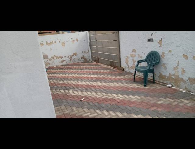 2 BEDROOM PROPERTY TO RENT IN FLEURHOF